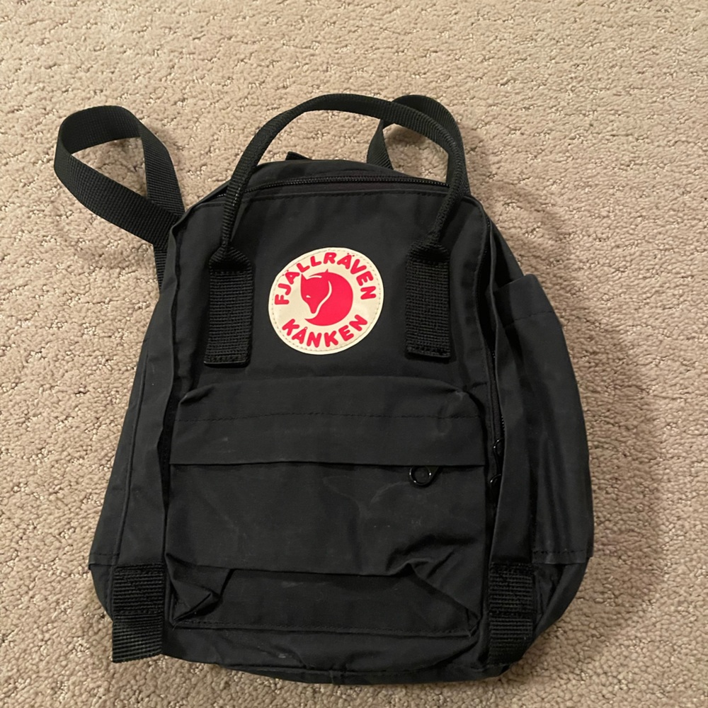 Fjallraven Black Mini Backpack Bin 184